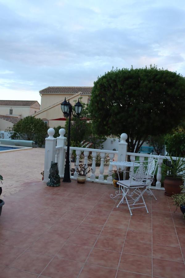 Lovely 3 Bedroom In Campasol Villa *