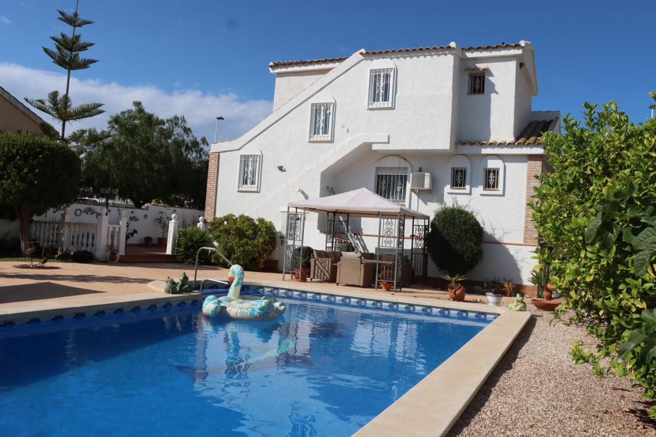 Lovely 3 Bedroom In Campasol