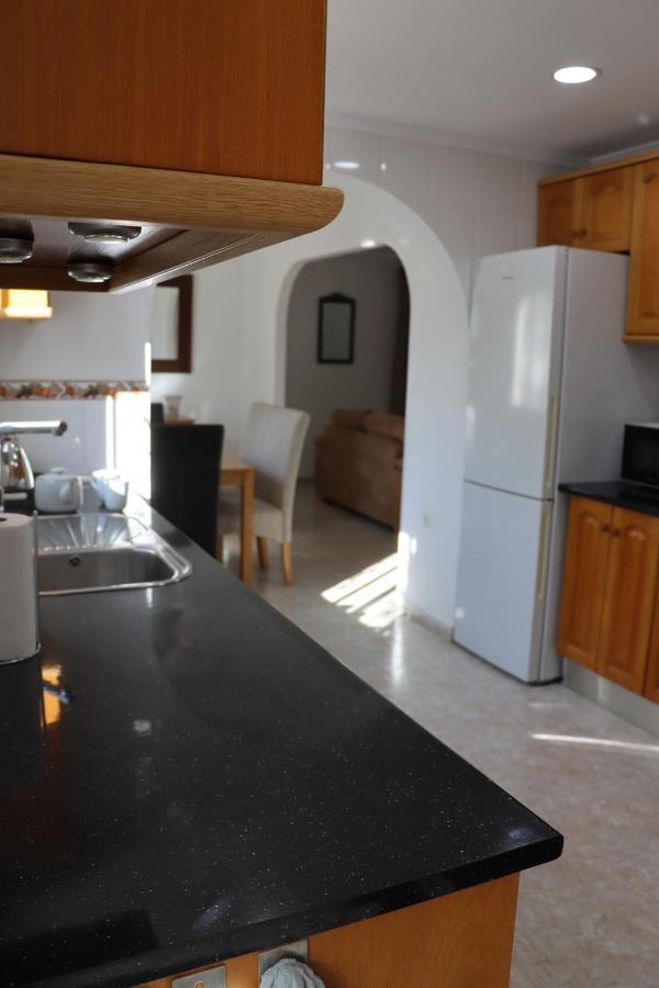 Lovely 3 Bedroom In Campasol